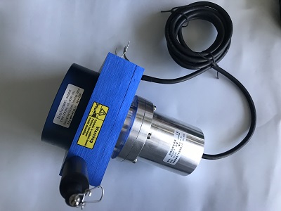 4��ˮ������λ�ƾ��x������