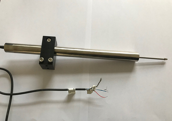 �؏�ʽLVDTλ�Ƃ���������/���c